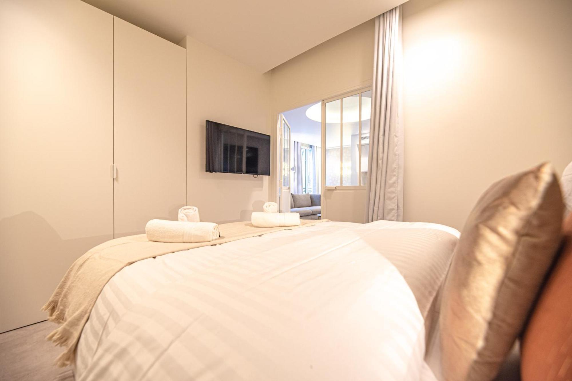 Apartment Amazing Flat - Champs Elysees